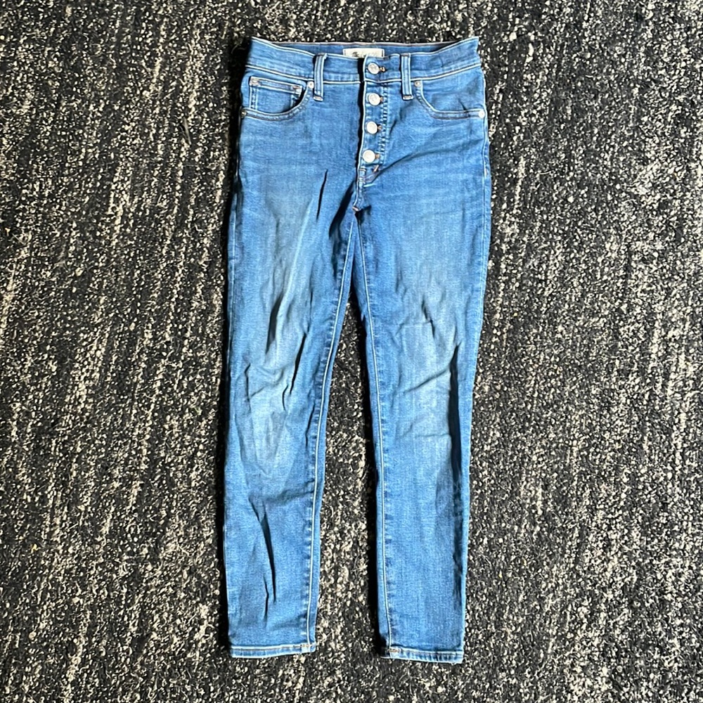 Madewell size 25 petite.
